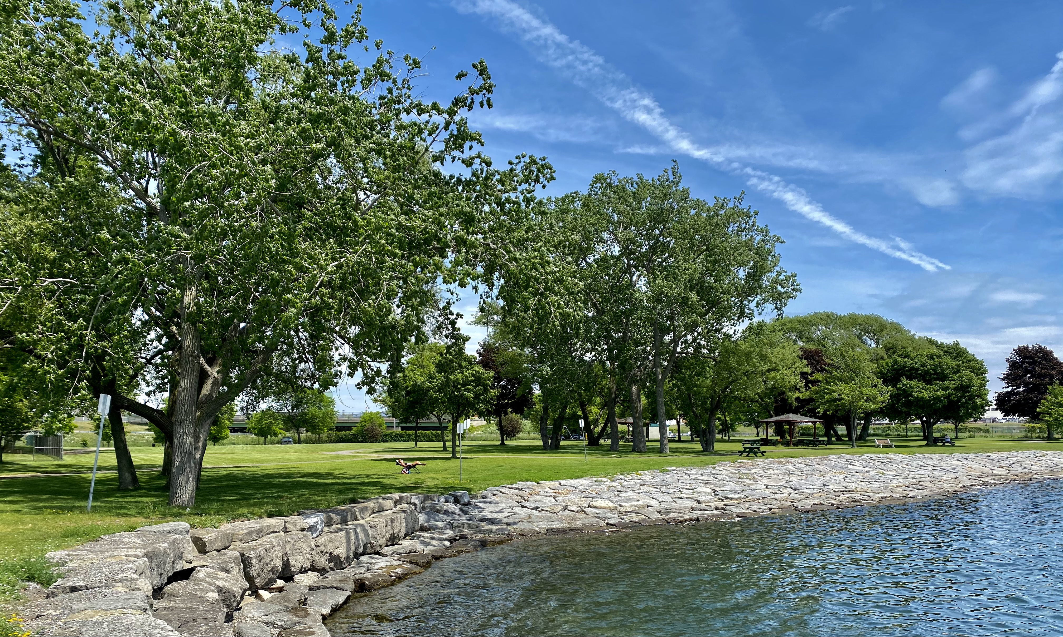 Aqua Lane Park, Tonawanda, New York - Niagara River Shoreline